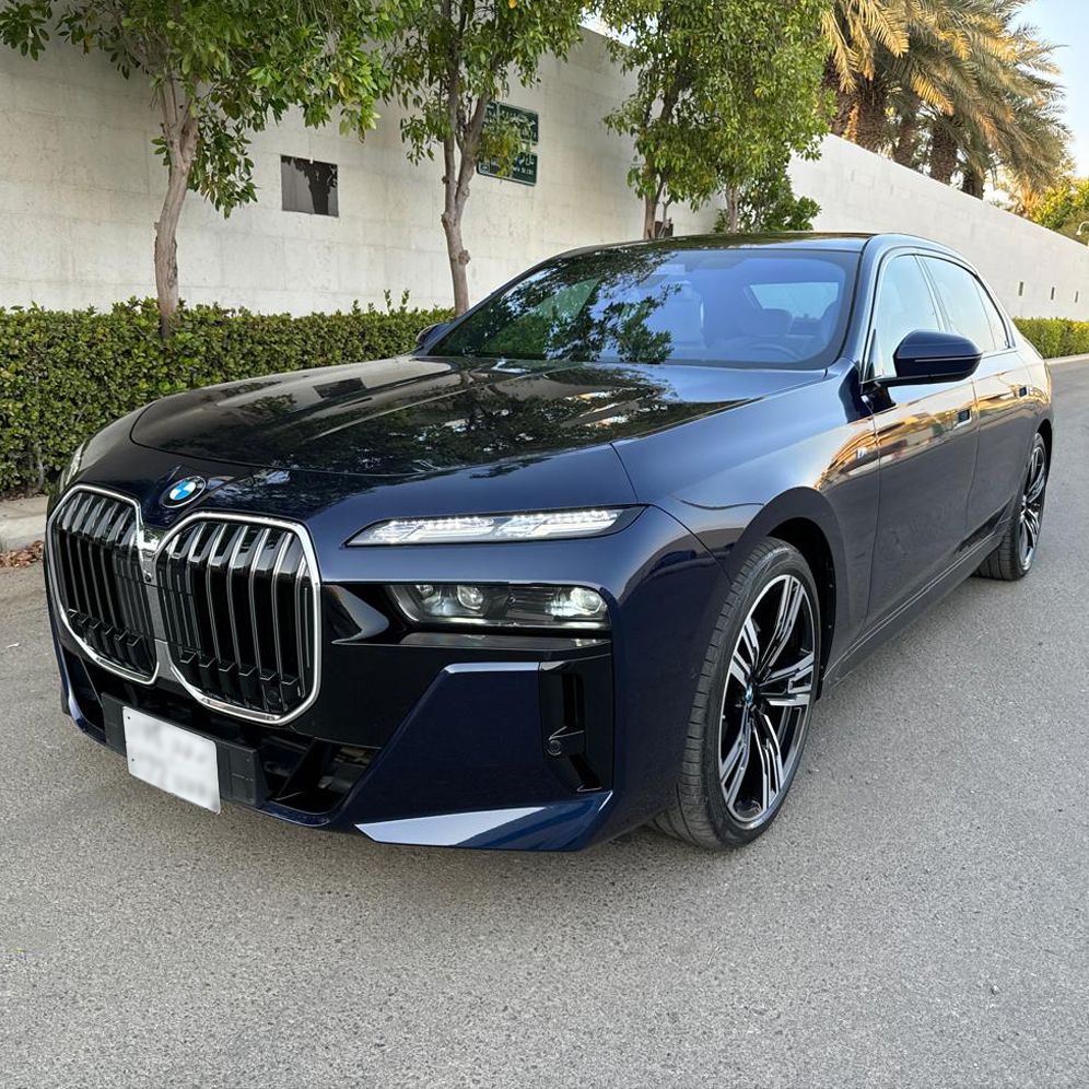 بي ام دبليو Li 730