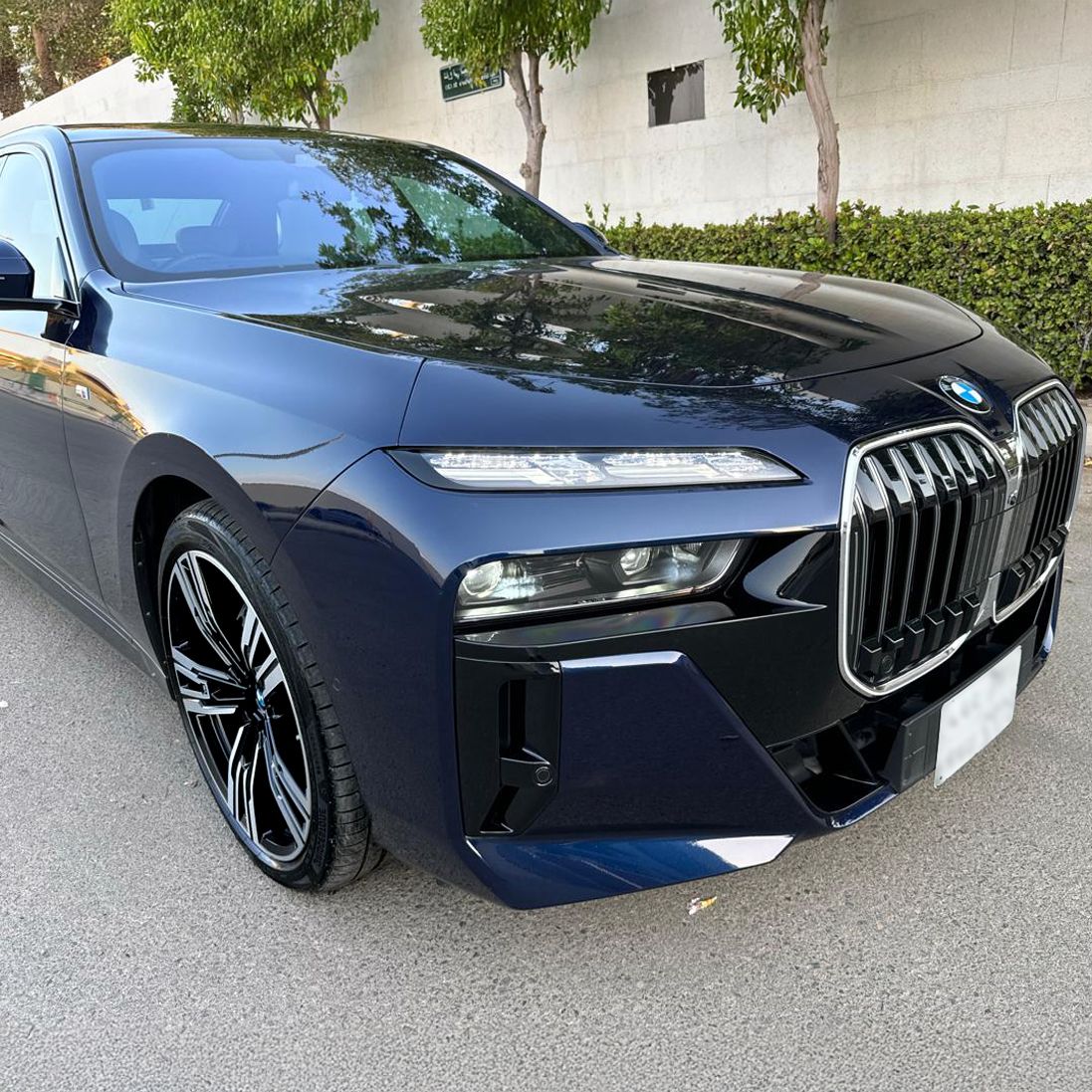 بي ام دبليو Li 730